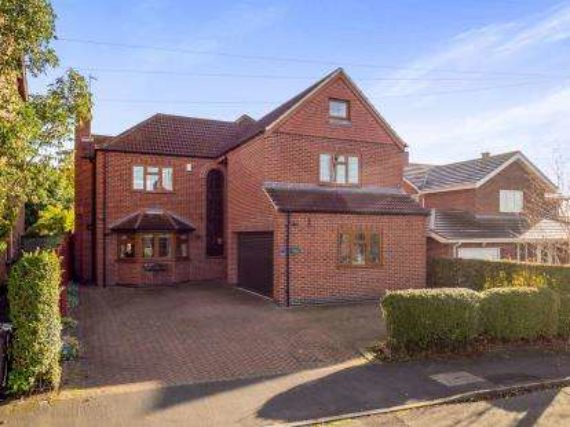 5 Bedroom Detached